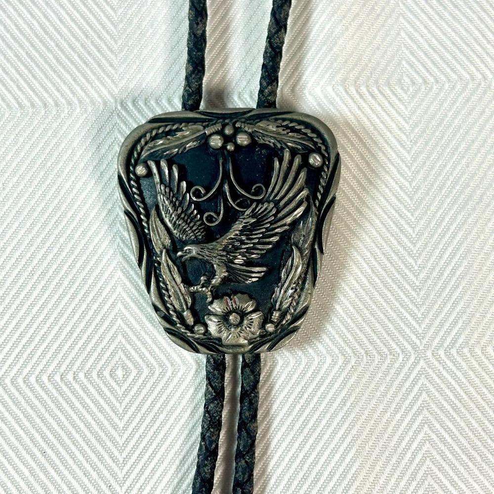 S.S.I. Diamond Cut Pewter Bolo/Lariat Flying Eagle Handcrafted/USA Vintage
